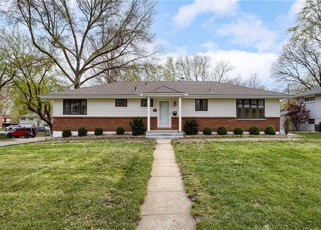 Property at 1400 R D Mize Rd, Blue Springs, MO 64015, 3 beds, 2.5 baths