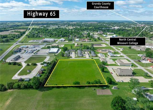 Property at E 30th St, Trenton, MO 64683