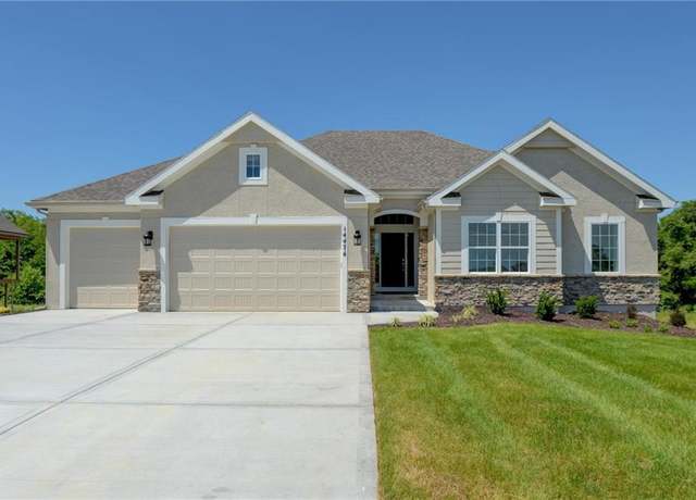 Property at 16577 W 165th Pl, Olathe, KS 66062, 4 beds, 3 baths