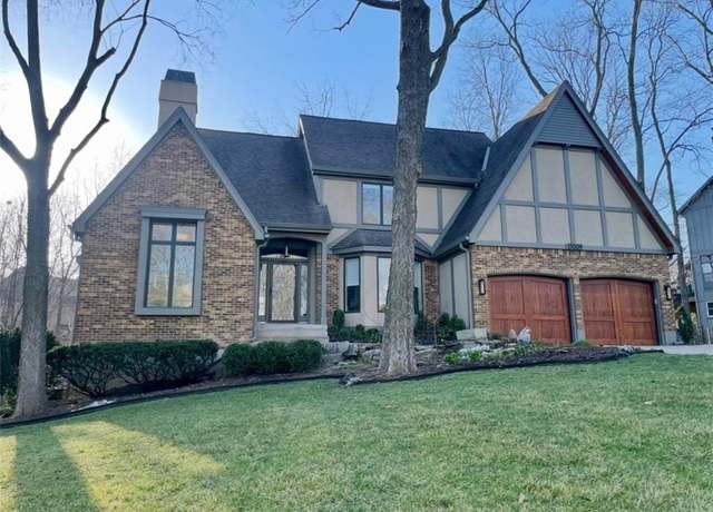 Property at 13009 Granada Rd, Leawood, KS 66209, 5 beds, 4.5 baths
