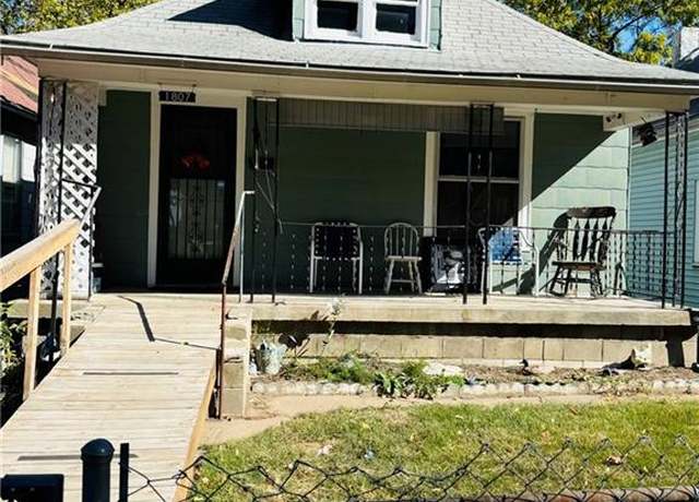 Property at 1807 Kensington Ave, Kansas City, MO 64127, 3 beds, 1 bath