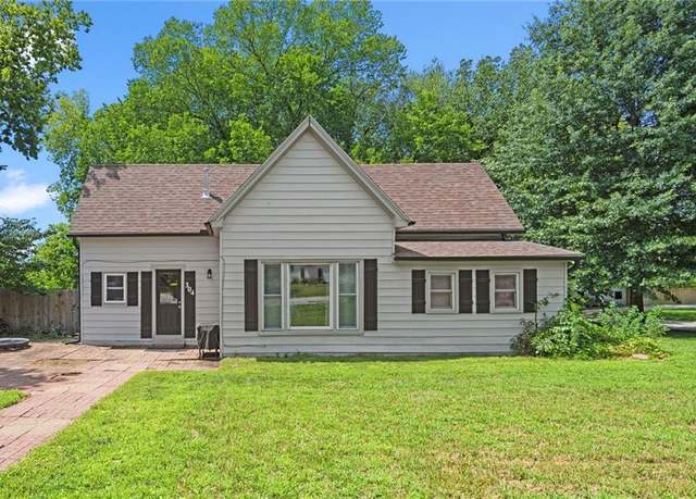 Property at 304 N Grove Ter, Kearney, MO 64060, 3 beds, 1 bath