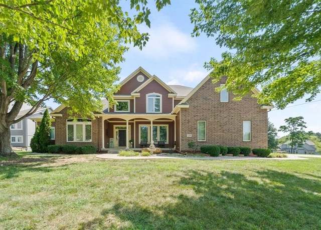 Property at 14409 Grandview St, Overland Park, KS 66221, 7 beds, 7.5 baths