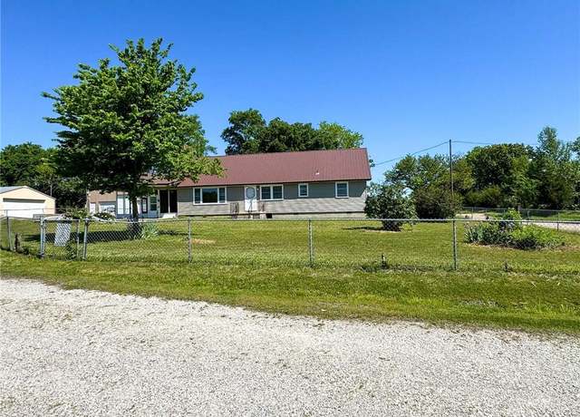Property at 10784 SW 70th St, Chetopa, KS 67336, 3 beds, 2 baths