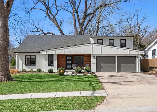 Property at 7000 Barkley St, Overland Park, KS 66204, 4 beds, 3 baths