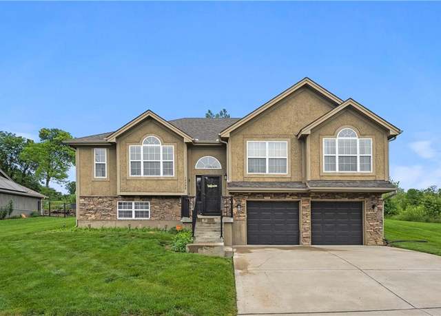 Property at 19708 E 11th Ter N, Independence, MO 64056, 3 beds, 3 baths