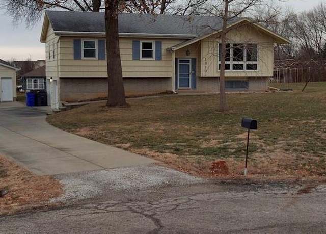 Property at 1310 N Leeview Cir, Olathe, KS 66061, 3 beds, 1.5 baths