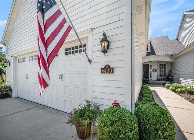 Property at 6130 Lime Stone Ct, Parkville, MO 64152, 4 beds, 3.5 baths