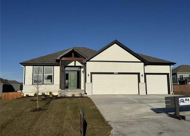 Property at 15640 Sheridan Ct, Basehor, KS 66007, 4 beds, 3 baths