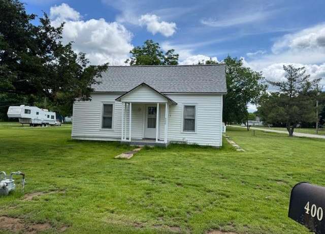 Property at 400 N Foreman St, Caney, KS 67333, 2 beds, 1 bath