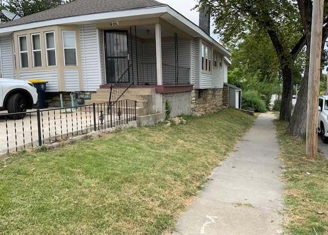 Property at 819 Monroe Ave, Kansas City, MO 64124, 2 beds, 2 baths