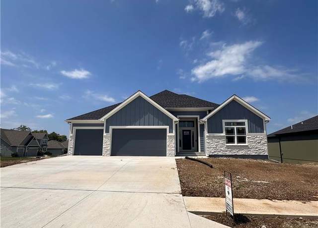 Property at 2318 Larkspur Ln, Kearney, MO 64060, 4 beds, 3.5 baths