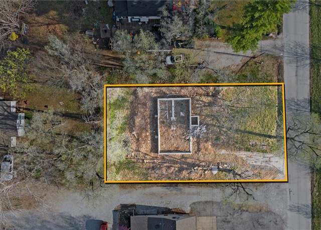 Property at 13512 Norby Rd, Grandview, MO 64030