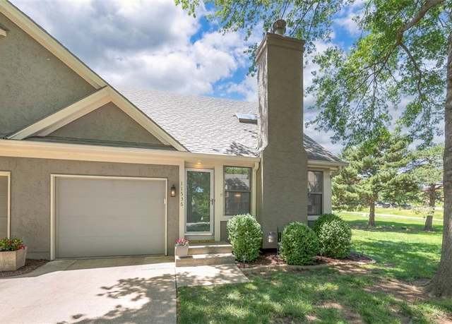 Property at 11536 W 113th St, Overland Park, KS 66210, 2 beds, 2 baths