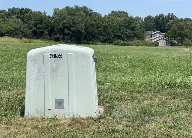 Property at 20580 W 217th St, Spring Hill, KS 66083