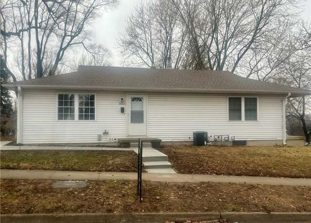Property at 9531 & 9535 E 16th St S, Independence, MO 64052, 2 beds, 2 baths