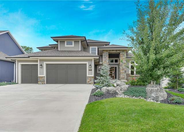 Property at 11212 W 170th Pl, Overland Park, KS 66221, 5 beds, 5.5 baths