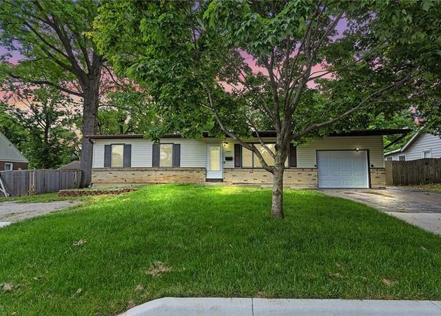 Property at 5640 Monrovia St, Shawnee, KS 66216, 3 beds, 2 baths