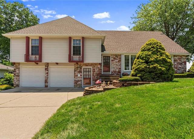 Property at 2601 NE 69th Ter, Kansas City, MO 64119, 4 beds, 3.5 baths