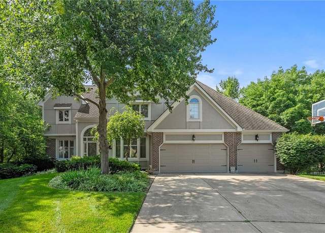 Property at 14124 England St, Overland Park, KS 66221, 5 beds, 4.5 baths