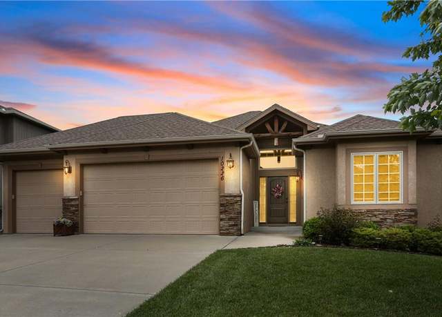 Property at 10226 NE 103rd Ter, Kansas City, MO 64157, 4 beds, 3 baths