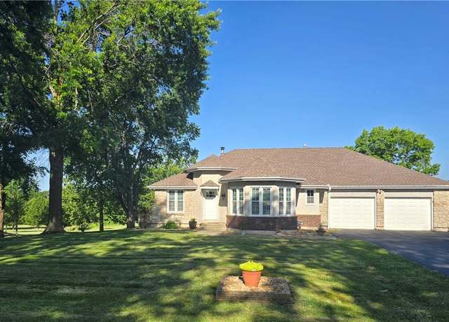 Property at 3602 S Sweeney Rd, Grain Valley, MO 64029, 3 beds, 2.5 baths