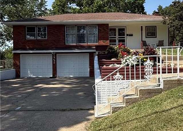 Property at 4938 Georgia Ave, Kansas City, KS 66104, 3 beds, 2.5 baths