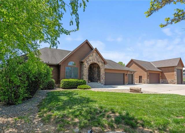 Property at 14855 Prairie Xing, Leavenworth, KS 66048, 5 beds, 3.5 baths