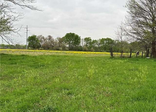 Property at 25505 E Cowherd Rd, Blue Springs, MO 64015