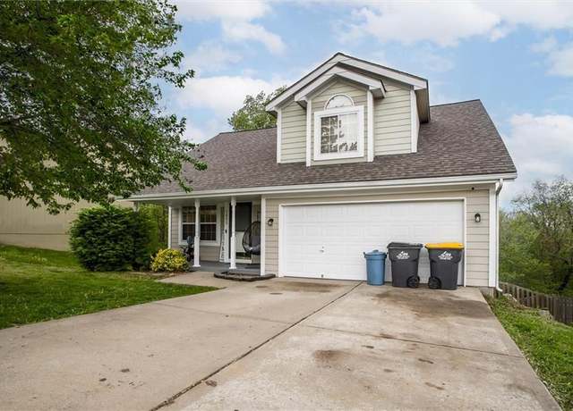 Property at 1495 NW Yankee Dr, Blue Springs, MO 64015, 3 beds, 2.5 baths