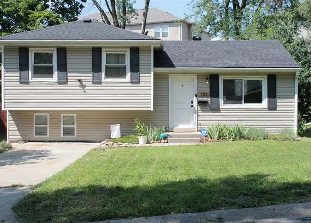 Property at 7112 NE 46th St, Kansas City, MO 64117, 3 beds, 1 bath