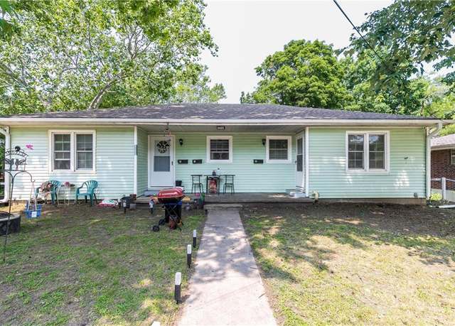 Property at 1316 N Main St, Independence, MO 64050, 6 beds, 3 baths