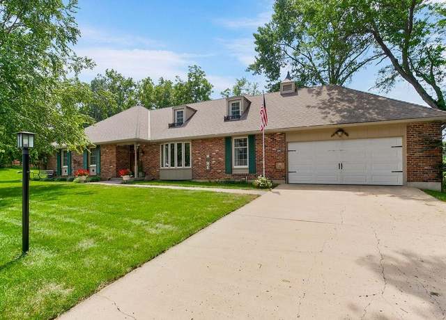 Property at 12817 E 36th Ter S, Independence, MO 64055, 4 beds, 3.5 baths