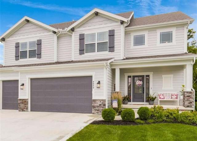 Property at 9020 2nd St, Blue Springs, MO 64064, 5 beds, 4.5 baths