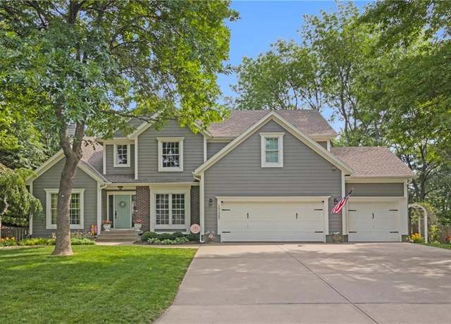 Photo of home in Overland Park, KS