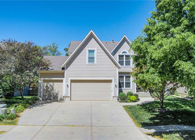 Property at 13238 Reeder St, Overland Park, KS 66213, 4 beds, 2.5 baths