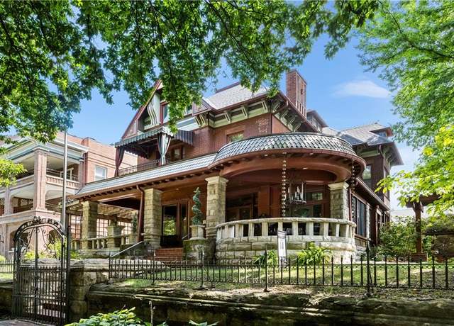 Property at 425 Gladstone Blvd, Kansas City, MO 64124, 7 beds, 6.5 baths