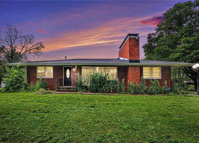 Property at 10800 E Westport Rd, Independence, MO 64052, 5 beds, 3 baths