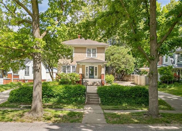 Property at 2719 Fairleigh Ter, St Joseph, MO 64506, 2 beds, 1.5 baths