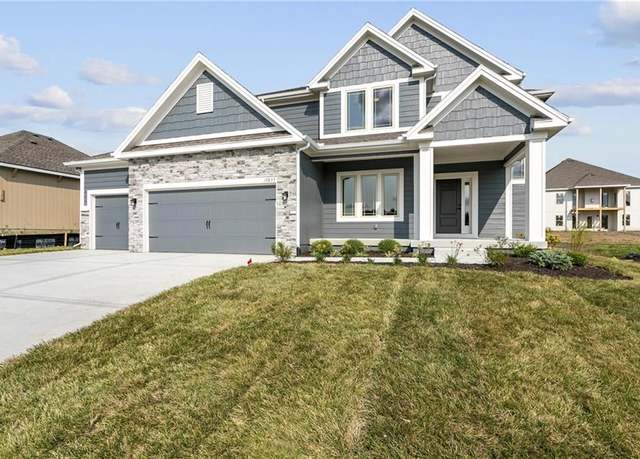 Property at 3722 NE 90th Ter, Kansas City, MO 64156, 4 beds, 3.5 baths