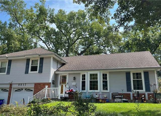 Property at 8817 Widmer Rd, Lenexa, KS 66215, 3 beds, 2.5 baths