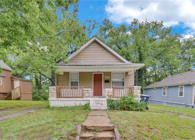 Property at 4327 Garfield Ave, Kansas City, MO 64130, 2 beds, 1 bath