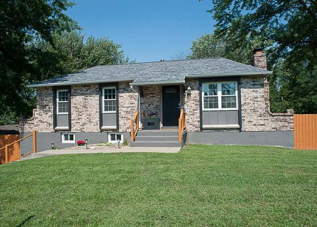 Property at 1601 NW Ashland Pl, Blue Springs, MO 64015, 3 beds, 3 baths