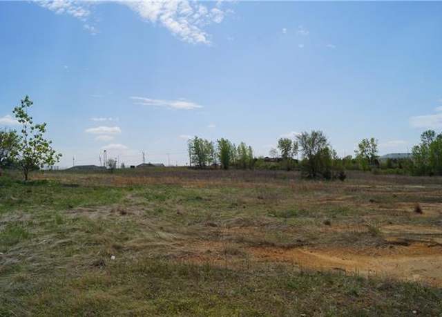 Property at 3124 N 103rd Ter, Kansas City, KS 66109