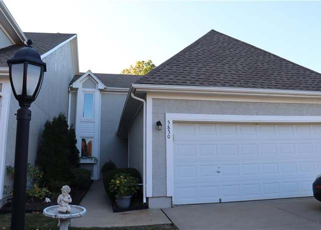 Property at 5850 Park Cir, Shawnee, KS 66216, 3 beds, 3 baths