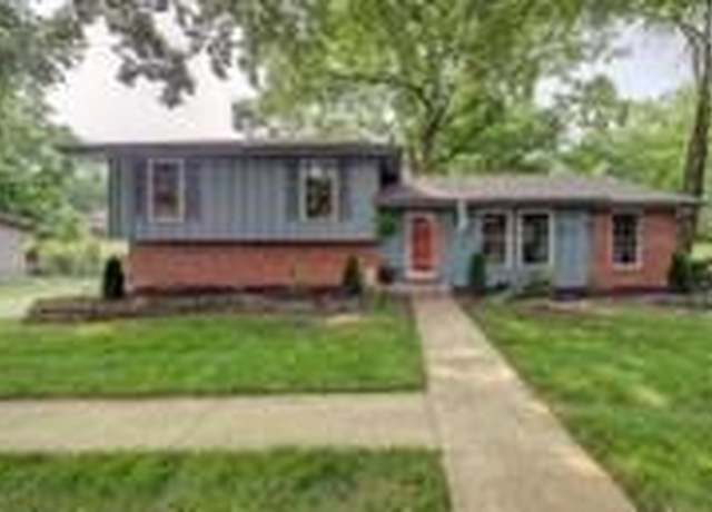 Property at 10201 W 70th St, Merriam, KS 66203, 3 beds, 2 baths