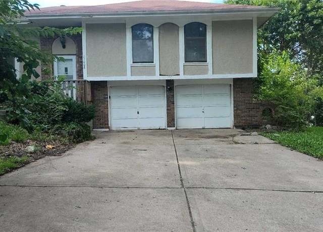 Property at 17008 E 2nd St, Independence, MO 64056, 3 beds, 2.5 baths