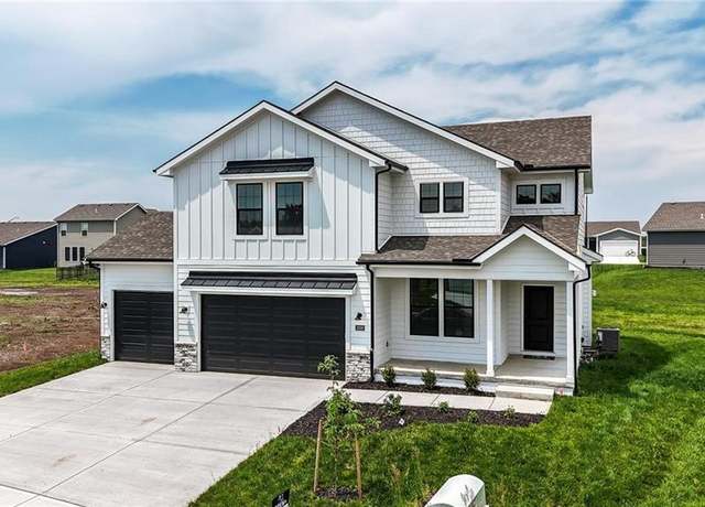 Property at 3000 NW 95th Ter, Kansas City, MO 64154, 4 beds, 2.5 baths