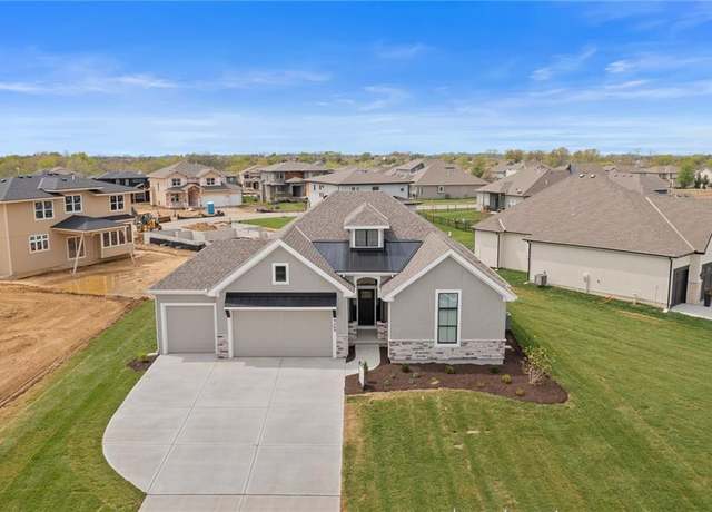 Property at 25006 W 141st St, Olathe, KS 66061, 4 beds, 3 baths