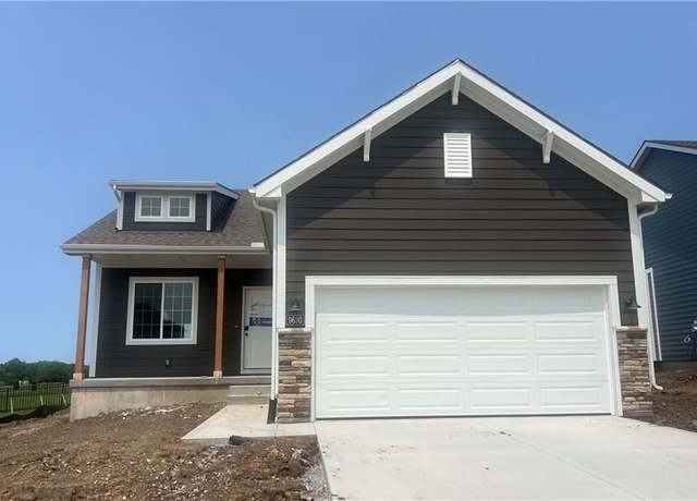 Property at 9630 N Colrain Ave, Kansas City, MO 64154, 3 beds, 2 baths